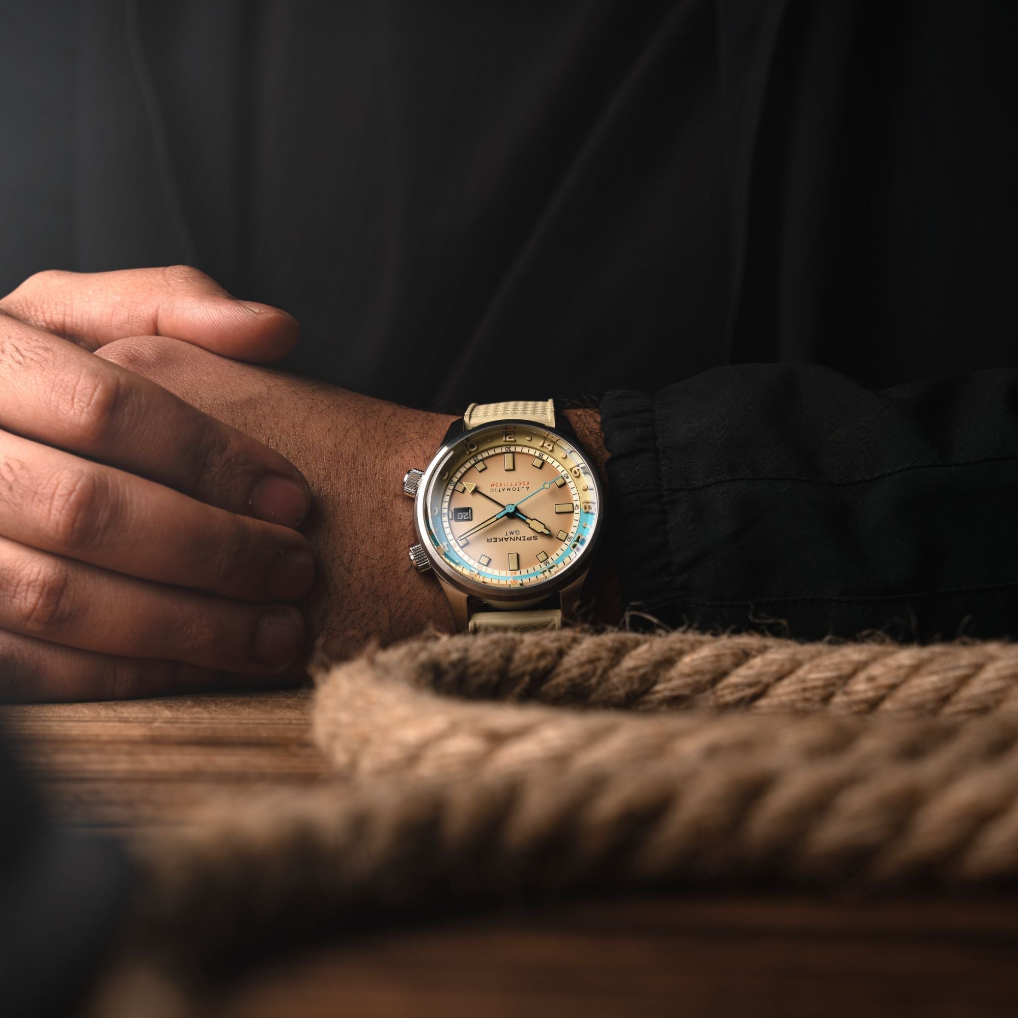 SPINNAKER Spinnaker Bradner GMT Automatic Beige Linen Men's Watch